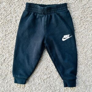 Nike Baby Sweatpants I 12M I Black Joggers Logo Cuffed Pants